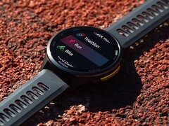 Garmin pourrait travailler sur de nouveaux exercices de natation et de marche, peut-être pour la Forerunner 970 (ci-dessus). (Source de l'image : Garmin)