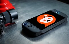 Lenovo Legion Go 2 avec le triste logo Reddit