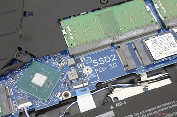 L'emplacement secondaire M.2 supporte les SSD 2230