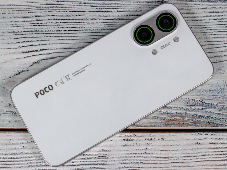 Poco X8 Pro Max avec des anneaux LED lumineux