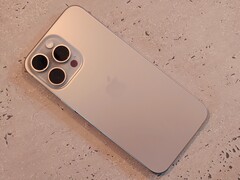 Apple travaille à l'intégration de fonctions d'IA générative sur l'iPhone. (Image : Notebookcheck)