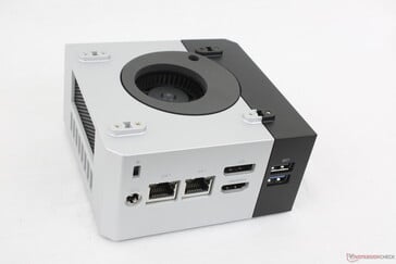 Fond avec couvercle métallique extérieur enlevé