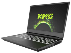 Le Schenker XMG Apex 15 Max (début 2022), unité d'essai fournie par Schenker.