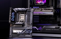 Les cartes mères BTF d&#039;Asus peuvent déjà alimenter des cartes graphiques jusqu&#039;à 600 watts sans câble supplémentaire (Image source : Asus)