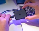 Le SSD externe Crucial X10 Pro illustré