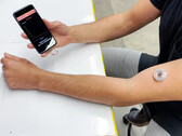 Un nouveau dispositif de surveillance du diabète permet également de détecter la présence d'alcool et de lactate (image : UC San Diego)