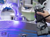 Scantech dévoile le scanner laser portable sans fil Simscan-E pour créer rapidement des modèles 3D à partir d'objets du monde réel. (Source de l'image : Scantech)