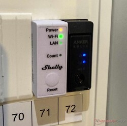 Le nouveau compteur intelligent Anker Solix Gen 2 est désormais aussi fin que le Shelly Pro 3 EM, tout aussi compatible.