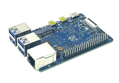 Le Banana Pi BPI-M6 mesure 92 x 60 mm. (Image source : Banana Pi)