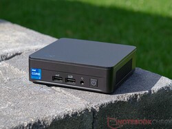 Le kit Intel NUC 13 Pro (Arena Canyon) a été gracieusement fourni par Intel Allemagne pour cette évaluation