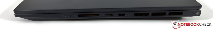A droite : Lecteur de carte SD (UHS-II), USB-C 3.2 Gen.2 (10 Gbps, Power Delivery, mode DisplayPort ALT), USB-C 4.0 avec Thunderbolt 4 (40 Gbps, Power Delivery, mode DisplayPort ALT)