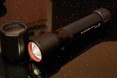 Le Ledlenser P7R (Image source : Andreas Sebayang/Notebookcheck)
