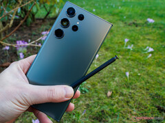 Samsung se retrouve une fois de plus au cœur d'une controverse sur la fausse lune avec le Galaxy S23 Ultra. (Image via NotebookCheck)