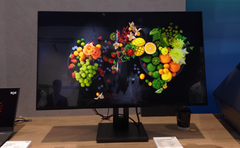 Prototype de moniteur de jeu équipé d&#039;un écran LCD 8K 120 Hz de BOE (Image Source : 8KAssociation on YouTube)