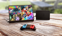 La Lenovo Yoga Tab 13 est une tablette Android qui prend en charge l'entrée HDMI. (Image source : Lenovo)