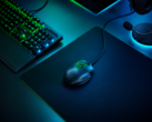 La nouvelle souris Razer Naga X MMO est 30 % plus légère que la Naga Trinity (Source : Razer)