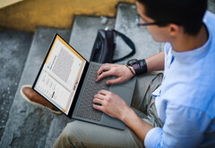 L'Inspiron 14 Plus est proposé avec des options de configuration limitées et un seul coloris. (Image source : Dell)