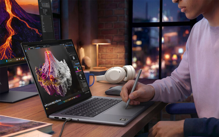 Le pavé tactile haptique de l'ordinateur portable fait également office de petite tablette graphique.