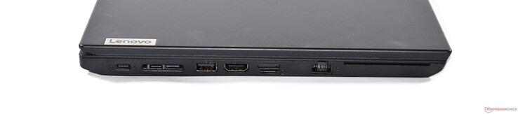 À gauche : USB-C 3.2 Gen 1, USB-C 3.2 Gen 2, mini port Ethernet/docking, USB-A 3.2 Gen 1, HDMI 2.0, microSD, Ethernet RJ45, carte à puce