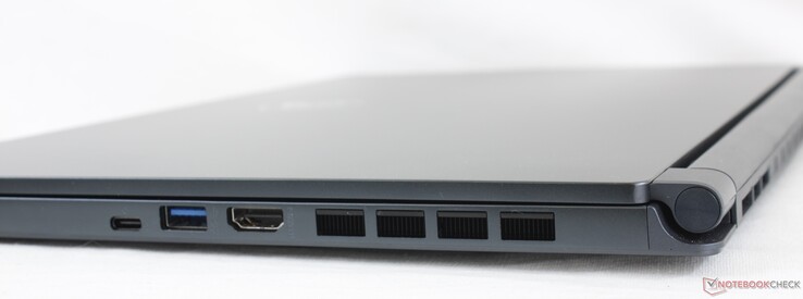 C'est vrai : USB-C + Thunderbolt 4 avec DisplayPort et Power Delivery, USB-A 3.2 Gen. 1, HDMI 2.0