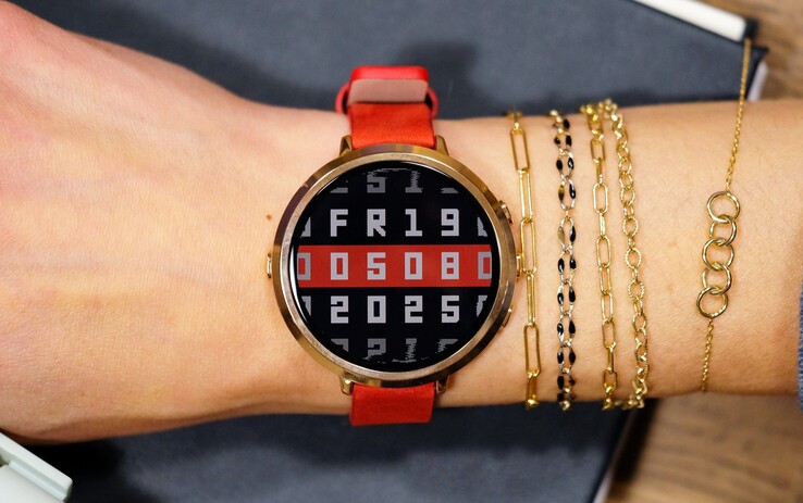La mise en production de la Pebble Round 2 est prévue pour la fin du mois de juillet.