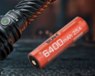La nouvelle batterie cylindrique AB21CP6425 offre une grande capacité et dispose d'un port USB-C