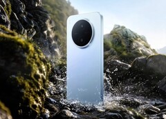 Le Vivo Y600 Pro est disponible en trois couleurs : bleu, violet et blanc.