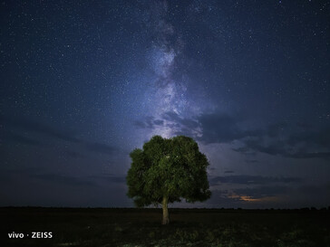 Démonstration par Vivo d'une prise de vue de nuit avec son prochain téléphone de la série X90. (Image source : Vivo)