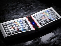 DS Pixel Pro : Clavier divisé en deux écrans. (Source de l'image : DSKeyboard)