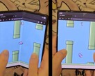 Foldy Bird, créé par Rebane, est une version spéciale de Flappy Bird qui incite les utilisateurs de téléphones pliables à faire littéralement claquer leur écran. (Source de l'image : @Rebane2001 via X, édité)