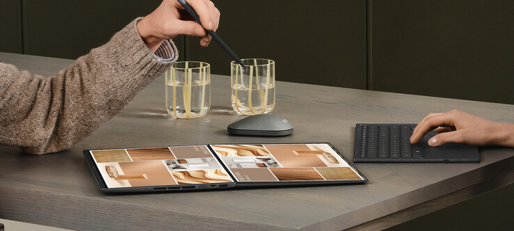 Le Zenbook Duo 2026 peut être posé à plat sur une table, contrairement aux anciens modèles. (Source de l'image : Asus)