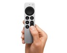 La télécommande Siri Remote de l’Apple TV est dotée d’une coque en aluminium.