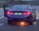 L'arrière d'une BMW Série 3 électrique a pris feu lors d'un essai routier près de la ville chinoise de Zhengzhou (Image : CnEVPost)