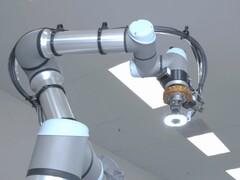 Lam Research présente le cobot Dextro pour améliorer la maintenance de la fabrication de semi-conducteurs (Source d'image : Lam Research)