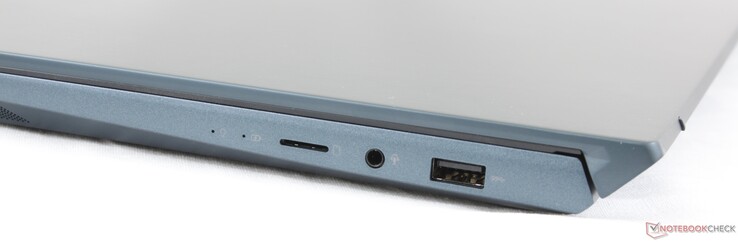 Côté droit : lecteur de carte micro SD, prise jack, USB A 3.1 Gen 1.