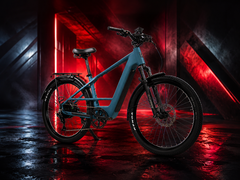 Le Monarc Tracer est équipé d'un moteur de moyeu arrière Bafang de 750 W