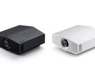 Les VPL-XW5000ES et VPL-XW7000ES seront disponibles en deux coloris, illustrés. (Image source : Sony)