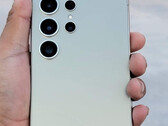 Une photo d'un prototype de Galaxy S24 Ultra. (Source de l'image : @DavidMa05368498)