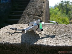 Plusieurs capteurs de caméra sont installés