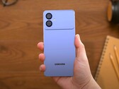 Le Galaxy S26 Pro et le Galaxy S26 Edge seront probablement lancés début 2026 avec la première puce 2nm au monde, l'Exynos 2600. (Source de l'image : TT Technology)