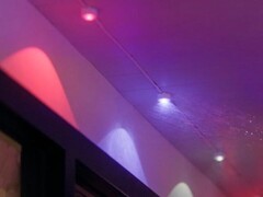 Les lampes permanentes Philips Hue Festavia (photo) ont été repérées sur le site web de la marque. (Source de l&#039;image : Philips Hue)