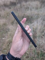 Prototype de smartphone Sony Xperia 5G. (Source de l'image : OLX)