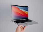 Apple pourrait réserver le nom de MacBook Air à sa machine de 13 pouces. (Image source : Isaac Martin)