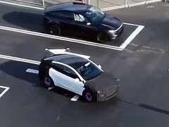 Version moins chère présumée de la Tesla Model Y. (Source de l&#039;image : Christopher Dungeon/X)