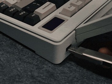 Port USB intégré pour la connexion de périphériques