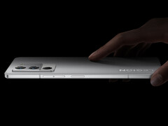 Le Legion Y70 devrait bientôt être rafraîchi. Ci-contre : une photo promotionnelle du modèle 2022.