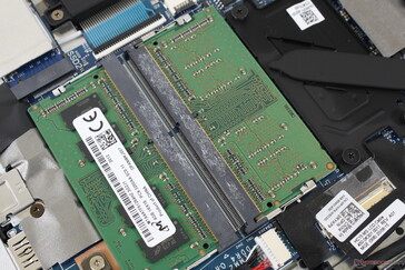 2x créneaux SODIMM accessibles