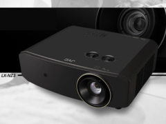 Le projecteur JVC LX-NZ3 offre une luminosité de 3 000 lumens. (Source de l'image : JVC)