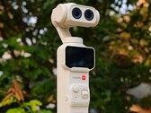 L'Insta360 Luna Ultra - généré par Gemini (sur la base d'un mélange d'images divulguées).