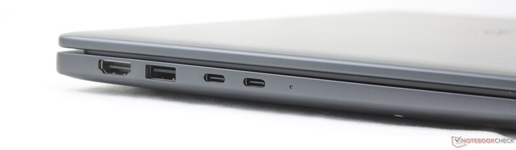 À gauche : HDMI 2.1, USB-A 3.2 Gen. 1, 2 ports Thunderbolt 4 avec DisplayPort 2.1 + Power Delivery
